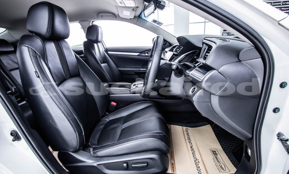 ซื้อ รถมือสอง Honda Civic ขาว รถยนต์ ใน %{เมือง} ใน กรุงเทพมหานคร ซื้อ รถมือสอง Honda Civic ขาว รถยนต์ ใน %{เมือง} ใน กรุงเทพมหานคร