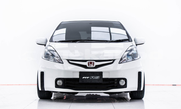 Buy Used Honda Jazz White Car in Bangkok in Bangkok Buy Used Honda Jazz White Car in Bangkok in Bangkok