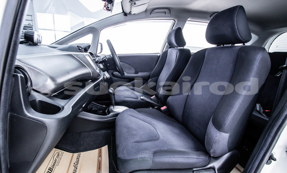 Buy Used Honda Jazz White Car in Bangkok in Bangkok Buy Used Honda Jazz White Car in Bangkok in Bangkok