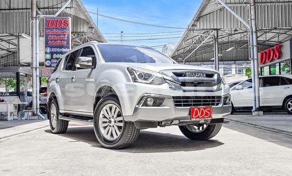 ซื้อ รถมือสอง Isuzu MU-X เงิน รถยนต์ ใน %{เมือง} ใน กรุงเทพมหานคร ซื้อ รถมือสอง Isuzu MU-X เงิน รถยนต์ ใน %{เมือง} ใน กรุงเทพมหานคร