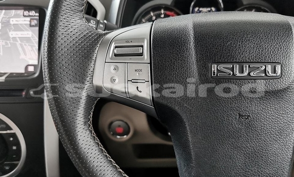 ซื้อ รถมือสอง Isuzu MU-X เงิน รถยนต์ ใน %{เมือง} ใน กรุงเทพมหานคร ซื้อ รถมือสอง Isuzu MU-X เงิน รถยนต์ ใน %{เมือง} ใน กรุงเทพมหานคร