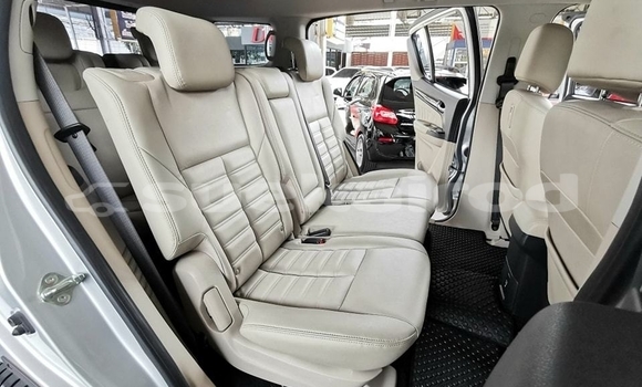 ซื้อ รถมือสอง Isuzu MU-X เงิน รถยนต์ ใน %{เมือง} ใน กรุงเทพมหานคร ซื้อ รถมือสอง Isuzu MU-X เงิน รถยนต์ ใน %{เมือง} ใน กรุงเทพมหานคร