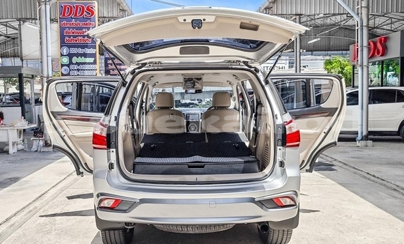 ซื้อ รถมือสอง Isuzu MU-X เงิน รถยนต์ ใน %{เมือง} ใน กรุงเทพมหานคร ซื้อ รถมือสอง Isuzu MU-X เงิน รถยนต์ ใน %{เมือง} ใน กรุงเทพมหานคร