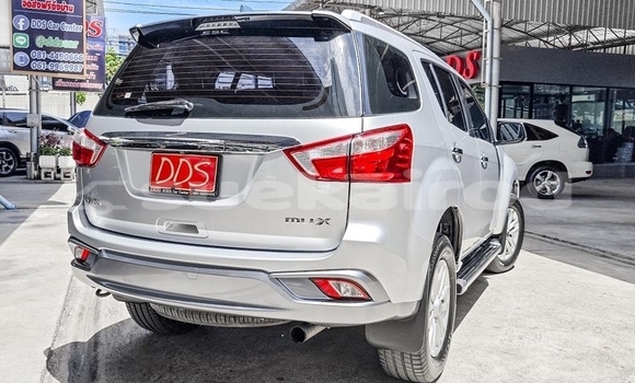 ซื้อ รถมือสอง Isuzu MU-X เงิน รถยนต์ ใน %{เมือง} ใน กรุงเทพมหานคร ซื้อ รถมือสอง Isuzu MU-X เงิน รถยนต์ ใน %{เมือง} ใน กรุงเทพมหานคร