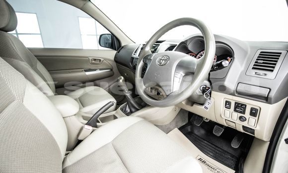 Buy Used Toyota Hiluxe VIGO Brown Car in Bangkok in Bangkok Buy Used Toyota Hiluxe VIGO Brown Car in Bangkok in Bangkok