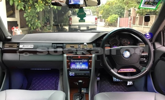 ซื้อ รถมือสอง Mercedes-Benz E-Classe สีดำ รถยนต์ ใน %{เมือง} ใน นนทบุรี ซื้อ รถมือสอง Mercedes-Benz E-Classe สีดำ รถยนต์ ใน %{เมือง} ใน นนทบุรี