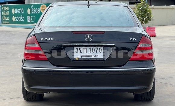 ซื้อ รถมือสอง Mercedes-Benz E-Classe สีดำ รถยนต์ ใน %{เมือง} ใน นนทบุรี ซื้อ รถมือสอง Mercedes-Benz E-Classe สีดำ รถยนต์ ใน %{เมือง} ใน นนทบุรี