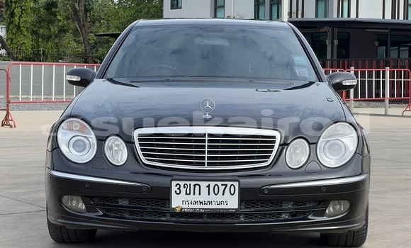 ซื้อ รถมือสอง Mercedes-Benz E-Classe สีดำ รถยนต์ ใน %{เมือง} ใน นนทบุรี ซื้อ รถมือสอง Mercedes-Benz E-Classe สีดำ รถยนต์ ใน %{เมือง} ใน นนทบุรี