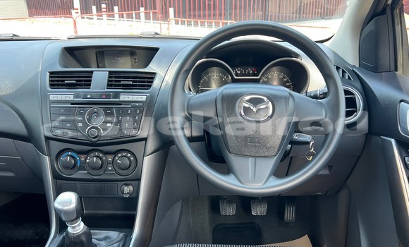 ซื้อ รถมือสอง Mazda BT-50 ขาว รถยนต์ ใน %{เมือง} ใน นนทบุรี ซื้อ รถมือสอง Mazda BT-50 ขาว รถยนต์ ใน %{เมือง} ใน นนทบุรี