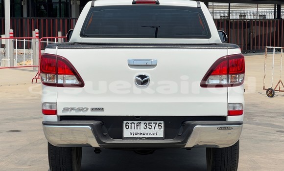 ซื้อ รถมือสอง Mazda BT-50 ขาว รถยนต์ ใน %{เมือง} ใน นนทบุรี ซื้อ รถมือสอง Mazda BT-50 ขาว รถยนต์ ใน %{เมือง} ใน นนทบุรี