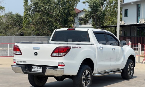 ซื้อ รถมือสอง Mazda BT-50 ขาว รถยนต์ ใน %{เมือง} ใน นนทบุรี ซื้อ รถมือสอง Mazda BT-50 ขาว รถยนต์ ใน %{เมือง} ใน นนทบุรี