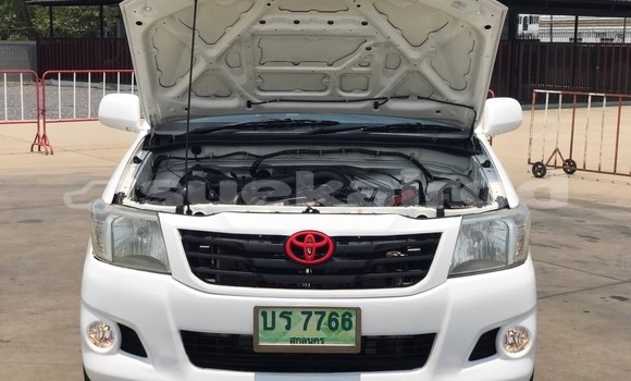ซื้อ รถมือสอง Toyota Hiluxe VIGO ขาว รถยนต์ ใน %{เมือง} ใน นนทบุรี ซื้อ รถมือสอง Toyota Hiluxe VIGO ขาว รถยนต์ ใน %{เมือง} ใน นนทบุรี