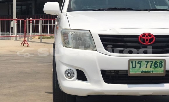 ซื้อ รถมือสอง Toyota Hiluxe VIGO ขาว รถยนต์ ใน %{เมือง} ใน นนทบุรี ซื้อ รถมือสอง Toyota Hiluxe VIGO ขาว รถยนต์ ใน %{เมือง} ใน นนทบุรี