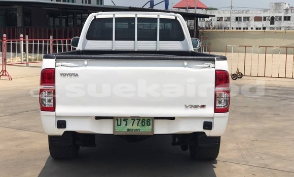 ซื้อ รถมือสอง Toyota Hiluxe VIGO ขาว รถยนต์ ใน %{เมือง} ใน นนทบุรี ซื้อ รถมือสอง Toyota Hiluxe VIGO ขาว รถยนต์ ใน %{เมือง} ใน นนทบุรี