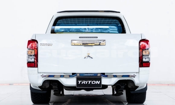 ซื้อ รถมือสอง Mitsubishi Triton ขาว รถยนต์ ใน %{เมือง} ใน นนทบุรี ซื้อ รถมือสอง Mitsubishi Triton ขาว รถยนต์ ใน %{เมือง} ใน นนทบุรี