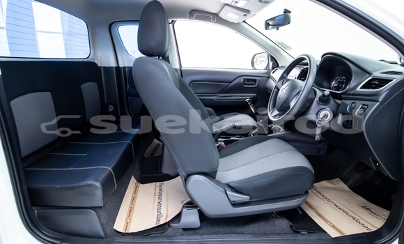 ซื้อ รถมือสอง Mitsubishi Triton ขาว รถยนต์ ใน %{เมือง} ใน นนทบุรี ซื้อ รถมือสอง Mitsubishi Triton ขาว รถยนต์ ใน %{เมือง} ใน นนทบุรี