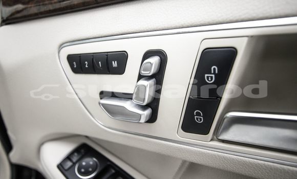 ซื้อ รถมือสอง Mercedes-Benz E-Classe สีดำ รถยนต์ ใน %{เมือง} ใน กรุงเทพมหานคร ซื้อ รถมือสอง Mercedes-Benz E-Classe สีดำ รถยนต์ ใน %{เมือง} ใน กรุงเทพมหานคร