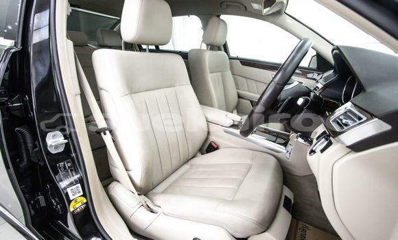 ซื้อ รถมือสอง Mercedes-Benz E-Classe สีดำ รถยนต์ ใน %{เมือง} ใน กรุงเทพมหานคร ซื้อ รถมือสอง Mercedes-Benz E-Classe สีดำ รถยนต์ ใน %{เมือง} ใน กรุงเทพมหานคร