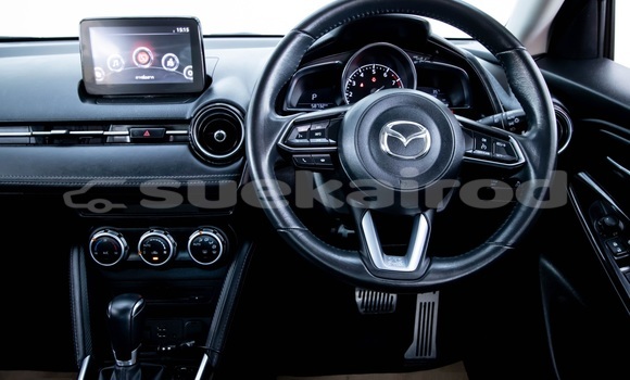 ซื้อ รถมือสอง Mazda 2 สีแดง รถยนต์ ใน %{เมือง} ใน กรุงเทพมหานคร ซื้อ รถมือสอง Mazda 2 สีแดง รถยนต์ ใน %{เมือง} ใน กรุงเทพมหานคร