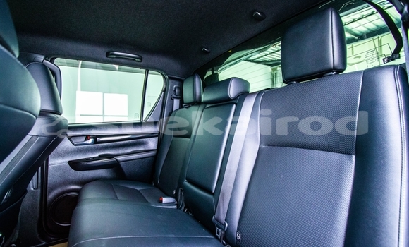 Buy Used Toyota Hiluxe Revo Silver Car in Bangkok in Bangkok Buy Used Toyota Hiluxe Revo Silver Car in Bangkok in Bangkok