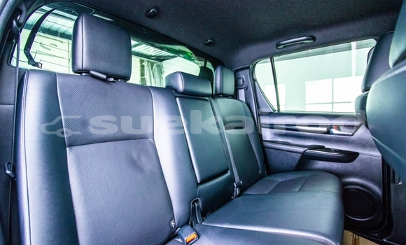 Buy Used Toyota Hiluxe Revo Silver Car in Bangkok in Bangkok Buy Used Toyota Hiluxe Revo Silver Car in Bangkok in Bangkok