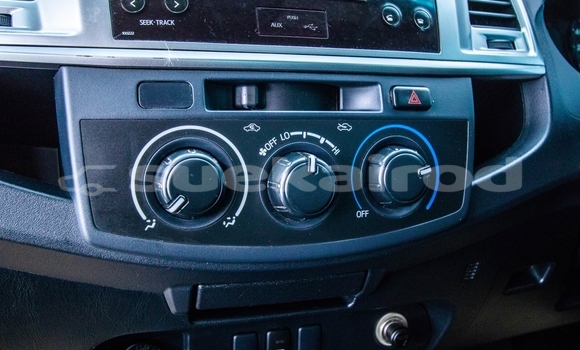 Buy Used Toyota Hiluxe VIGO White Car in Bangkok in Bangkok Buy Used Toyota Hiluxe VIGO White Car in Bangkok in Bangkok