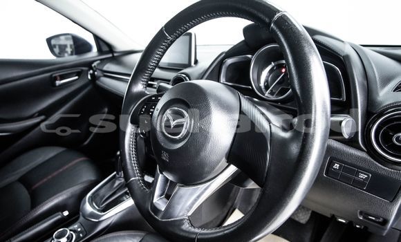 ซื้อ รถมือสอง Mazda 2 สีน้ำเงิน รถยนต์ ใน %{เมือง} ใน กรุงเทพมหานคร ซื้อ รถมือสอง Mazda 2 สีน้ำเงิน รถยนต์ ใน %{เมือง} ใน กรุงเทพมหานคร