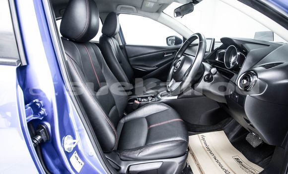 ซื้อ รถมือสอง Mazda 2 สีน้ำเงิน รถยนต์ ใน %{เมือง} ใน กรุงเทพมหานคร ซื้อ รถมือสอง Mazda 2 สีน้ำเงิน รถยนต์ ใน %{เมือง} ใน กรุงเทพมหานคร