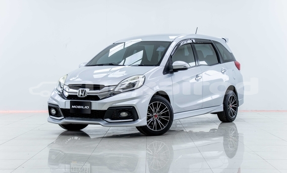 Buy Used Honda Mobilio Silver Car in Samut Sakhon in Samut Sakhon