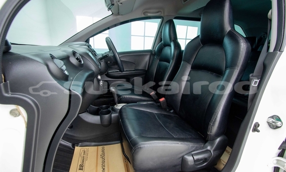 ซื้อ รถมือสอง Honda Mobilio ขาว รถยนต์ ใน %{เมือง} ใน สมุทรสาคร ซื้อ รถมือสอง Honda Mobilio ขาว รถยนต์ ใน %{เมือง} ใน สมุทรสาคร