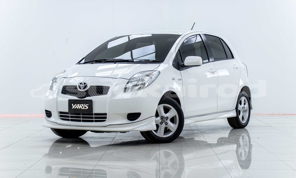 Buy Used Toyota Yaris White Car in Samut Sakhon in Samut Sakhon