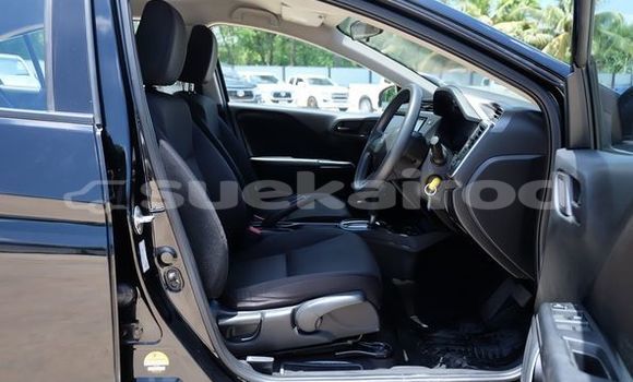 ซื้อ รถมือสอง Toyota Yaris สีดำ รถยนต์ ใน %{เมือง} ใน อุดรธานี ซื้อ รถมือสอง Toyota Yaris สีดำ รถยนต์ ใน %{เมือง} ใน อุดรธานี