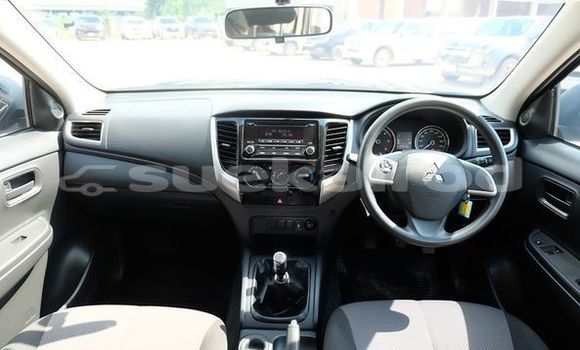 ซื้อ รถมือสอง Mitsubishi Triton สีดำ รถยนต์ ใน %{เมือง} ใน อุดรธานี ซื้อ รถมือสอง Mitsubishi Triton สีดำ รถยนต์ ใน %{เมือง} ใน อุดรธานี