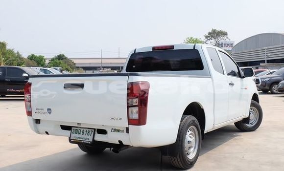 ซื้อ รถมือสอง Isuzu D-Max ขาว รถยนต์ ใน %{เมือง} ใน อุดรธานี ซื้อ รถมือสอง Isuzu D-Max ขาว รถยนต์ ใน %{เมือง} ใน อุดรธานี