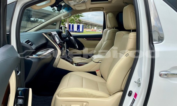 ซื้อ รถมือสอง Toyota Alphard ขาว รถยนต์ ใน %{เมือง} ใน กรุงเทพมหานคร ซื้อ รถมือสอง Toyota Alphard ขาว รถยนต์ ใน %{เมือง} ใน กรุงเทพมหานคร