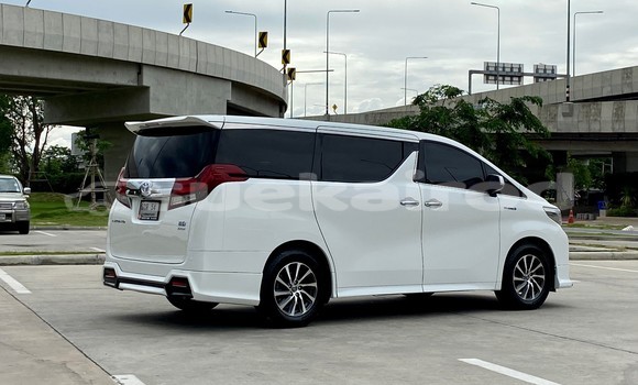 ซื้อ รถมือสอง Toyota Alphard ขาว รถยนต์ ใน %{เมือง} ใน กรุงเทพมหานคร ซื้อ รถมือสอง Toyota Alphard ขาว รถยนต์ ใน %{เมือง} ใน กรุงเทพมหานคร