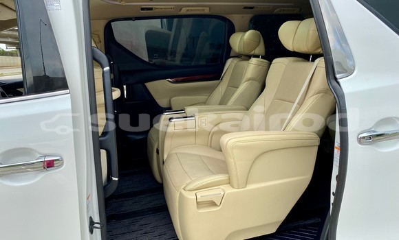 ซื้อ รถมือสอง Toyota Alphard ขาว รถยนต์ ใน %{เมือง} ใน กรุงเทพมหานคร ซื้อ รถมือสอง Toyota Alphard ขาว รถยนต์ ใน %{เมือง} ใน กรุงเทพมหานคร