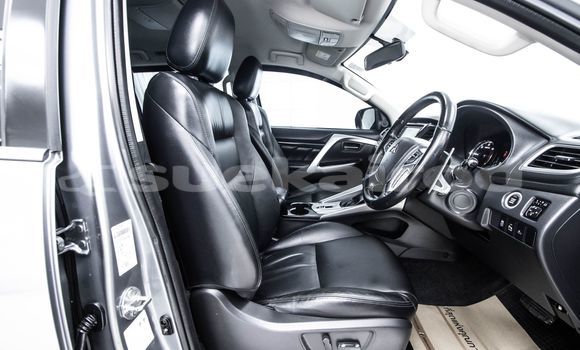 Buy Used Mitsubishi Pajero Other Car in Bangkok in Bangkok Buy Used Mitsubishi Pajero Other Car in Bangkok in Bangkok