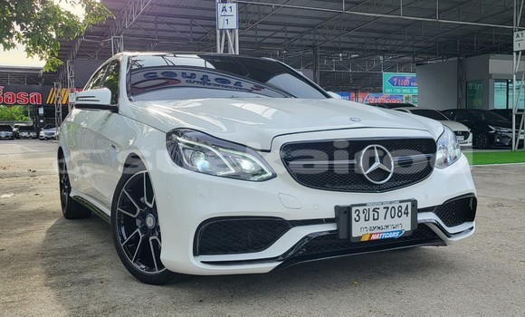 ซื้อ รถนำเข้า Mercedes-Benz E-Classe ขาว รถยนต์ ใน %{เมือง} ใน กรุงเทพมหานคร ซื้อ รถนำเข้า Mercedes-Benz E-Classe ขาว รถยนต์ ใน %{เมือง} ใน กรุงเทพมหานคร
