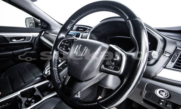 Buy Used Honda CR-V White Car in Bangkok in Bangkok Buy Used Honda CR-V White Car in Bangkok in Bangkok