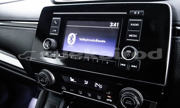 Buy Used Honda CR-V White Car in Bangkok in Bangkok Buy Used Honda CR-V White Car in Bangkok in Bangkok