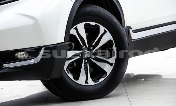 Buy Used Honda CR-V White Car in Bangkok in Bangkok Buy Used Honda CR-V White Car in Bangkok in Bangkok