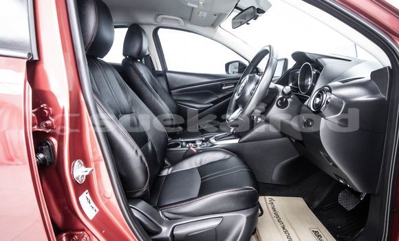 ซื้อ รถมือสอง Mazda 2 สีแดง รถยนต์ ใน %{เมือง} ใน กรุงเทพมหานคร ซื้อ รถมือสอง Mazda 2 สีแดง รถยนต์ ใน %{เมือง} ใน กรุงเทพมหานคร