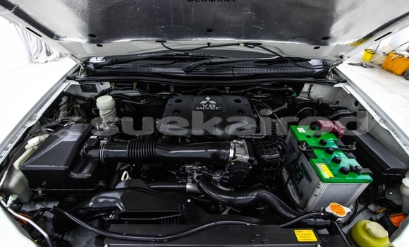 ซื้อ รถมือสอง Mitsubishi Pajero Sport ขาว รถยนต์ ใน %{เมือง} ใน กรุงเทพมหานคร ซื้อ รถมือสอง Mitsubishi Pajero Sport ขาว รถยนต์ ใน %{เมือง} ใน กรุงเทพมหานคร