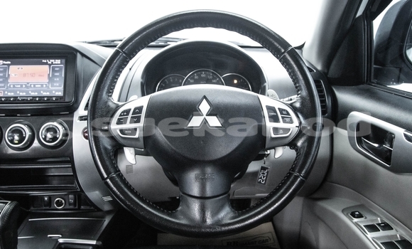 ซื้อ รถมือสอง Mitsubishi Pajero Sport ขาว รถยนต์ ใน %{เมือง} ใน กรุงเทพมหานคร ซื้อ รถมือสอง Mitsubishi Pajero Sport ขาว รถยนต์ ใน %{เมือง} ใน กรุงเทพมหานคร