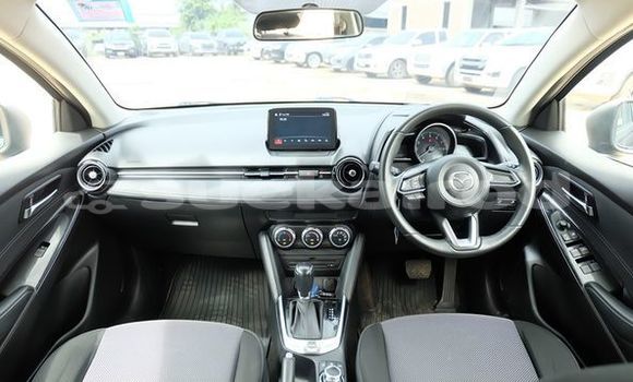 ซื้อ รถมือสอง Mazda 2 สีดำ รถยนต์ ใน %{เมือง} ใน อุดรธานี ซื้อ รถมือสอง Mazda 2 สีดำ รถยนต์ ใน %{เมือง} ใน อุดรธานี