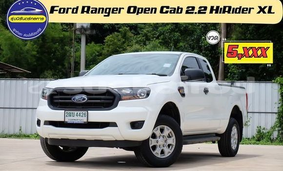 ซื้อ รถมือสอง Ford Ranger ขาว รถยนต์ ใน %{เมือง} ใน อุดรธานี