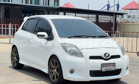 ซื้อ รถมือสอง Toyota Yaris ขาว รถยนต์ ใน %{เมือง} ใน นนทบุรี ซื้อ รถมือสอง Toyota Yaris ขาว รถยนต์ ใน %{เมือง} ใน นนทบุรี