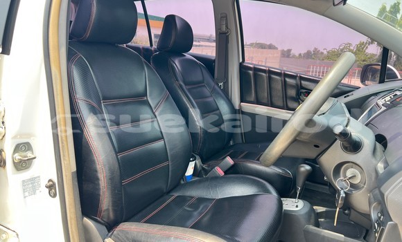 ซื้อ รถมือสอง Toyota Yaris ขาว รถยนต์ ใน %{เมือง} ใน นนทบุรี ซื้อ รถมือสอง Toyota Yaris ขาว รถยนต์ ใน %{เมือง} ใน นนทบุรี