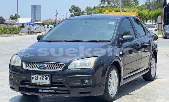 ซื้อ รถมือสอง Ford Focus สีดำ รถยนต์ ใน %{เมือง} ใน นนทบุรี